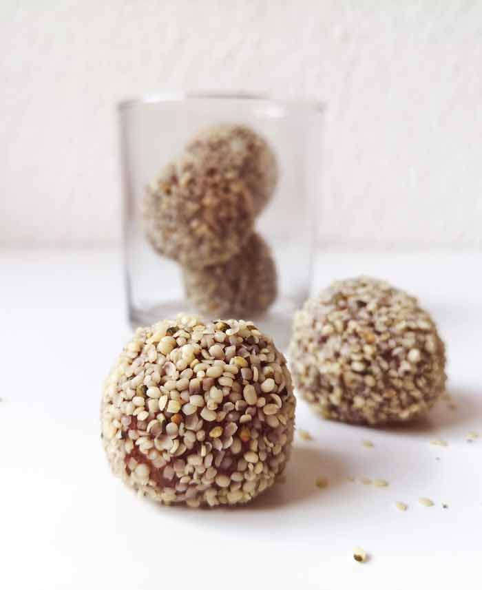 Energy Balls mit Hanfsamen
